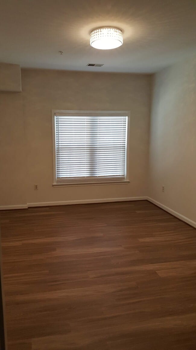 Building Photo - 15311 Diamond Cove Ter