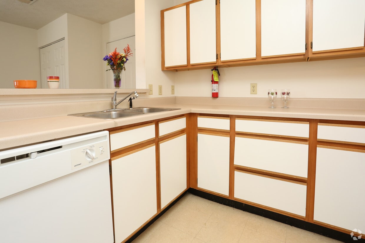 Camby Crossing Apartments in Camby, IN