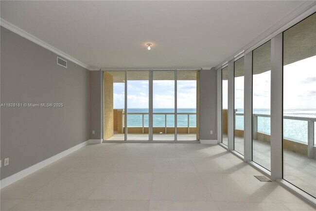 Building Photo - 17875 Collins Ave
