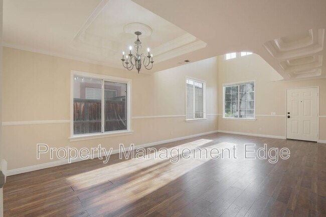 Foto del edificio - 37783 Sweet Magnolia Way