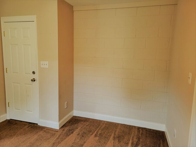 Photo - NORTH20TH ST 927 Apartment