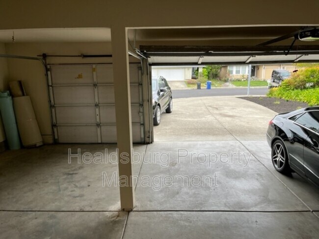 Foto del edificio - 7076 Hastings Pl