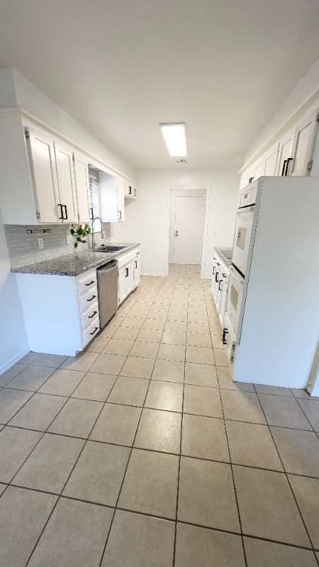 Building Photo - 6705 Greenway Dr