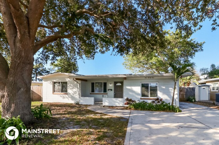 Foto principal - 121 Sunlit Cove Dr NE
