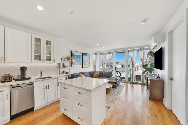 Foto del edificio - 163 B 96th St