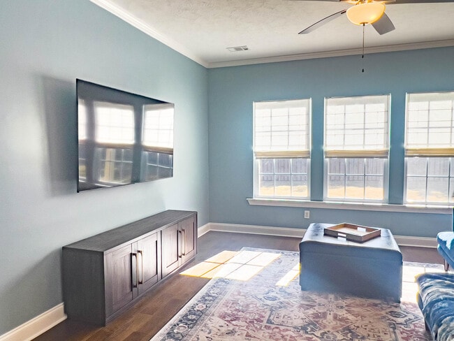 Building Photo - 101 Brighton Landing Dr