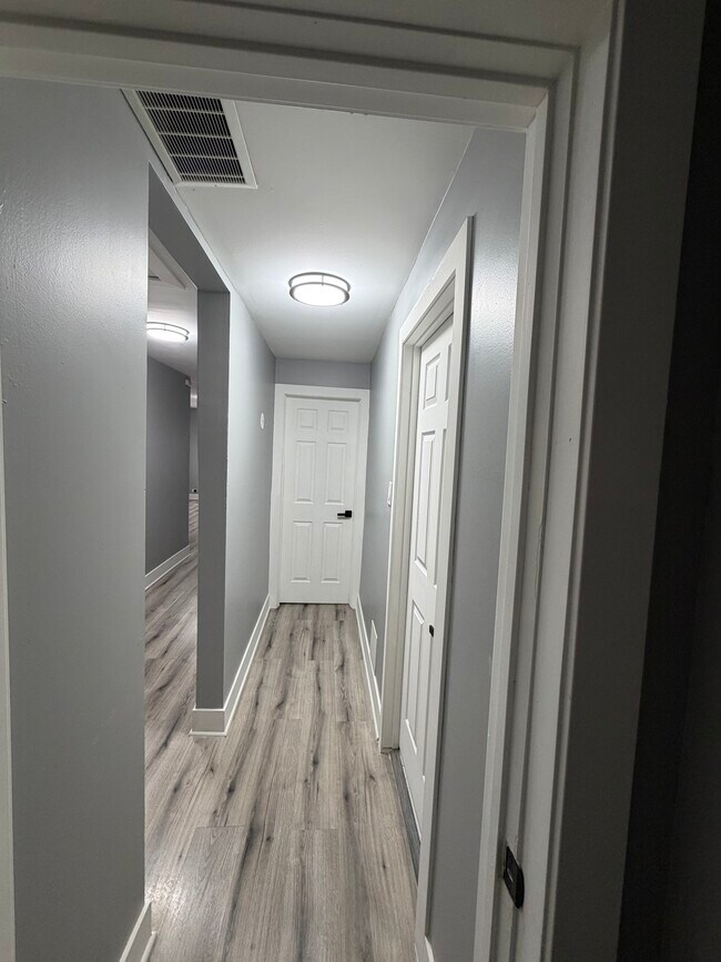 Foto del edificio - 7503 W 64th St