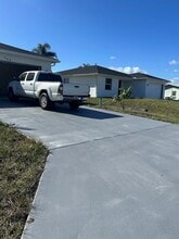 Building Photo - 768 Lindo Ln