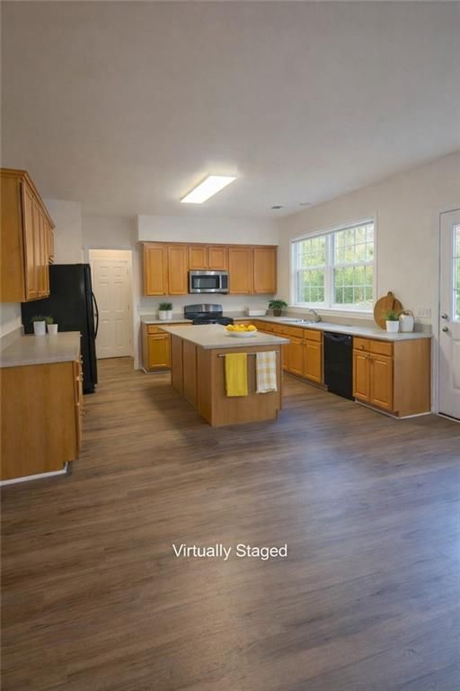 Foto del edificio - 2372 Young America Dr NE