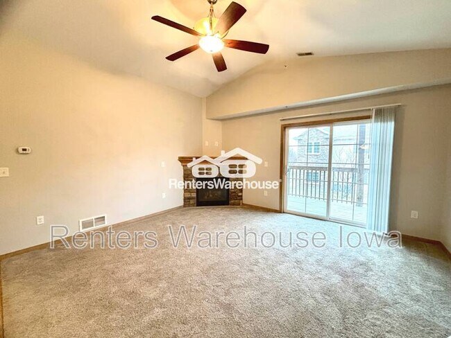 Foto del edificio - 2000 Meadow Ct