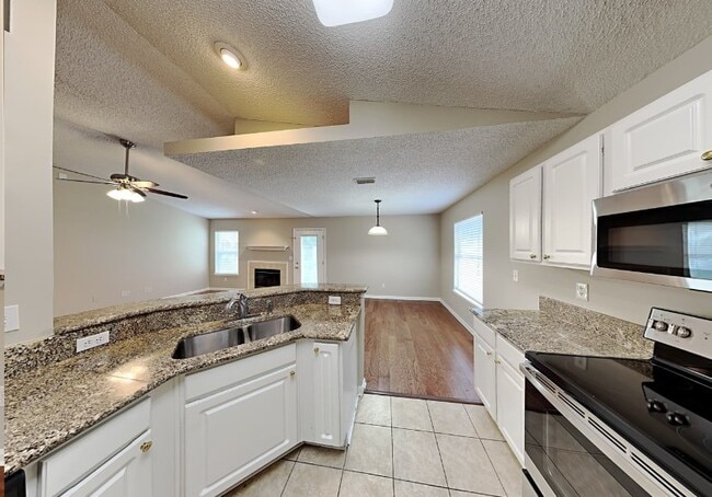 Foto del edificio - 1511 Beecher Ln