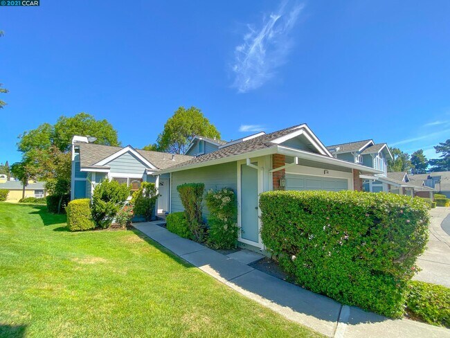 Building Photo - 142 S Wildwood