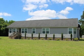 Building Photo - 110 Fisher Dr