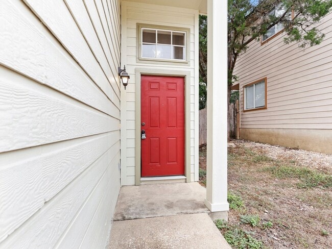 Foto del edificio - Stylish & Spacious 3-Bedroom Home Perfect for Students and Families