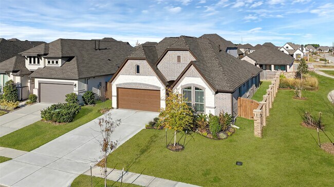 Building Photo - 430 Rita Blanca Dr