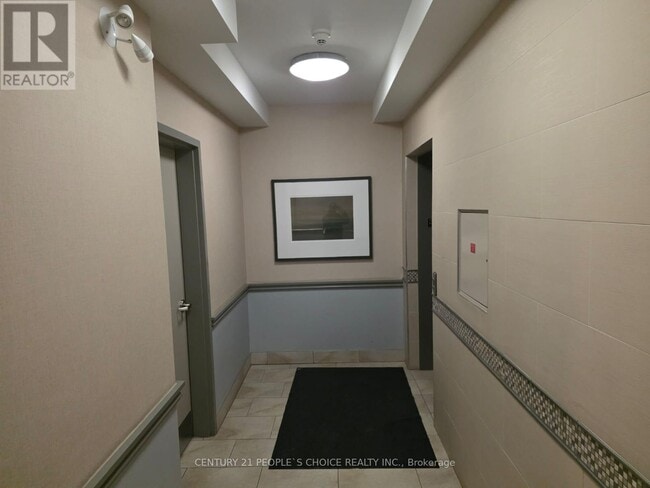 Building Photo - 3075 Thomas St