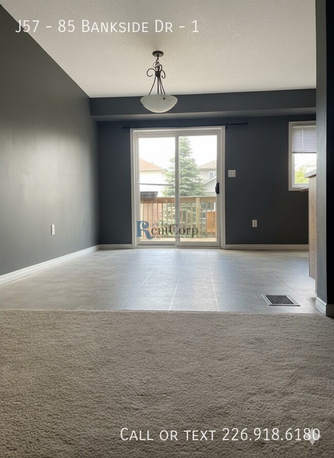 Photo du bâtiment - 85-J85 Bankside Dr