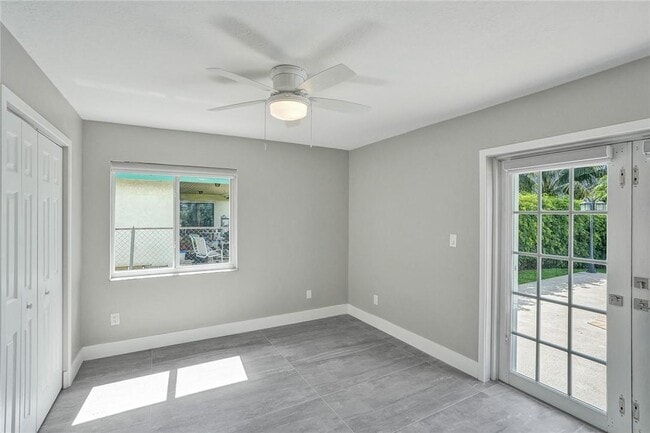Building Photo - 11627 SW 50th St