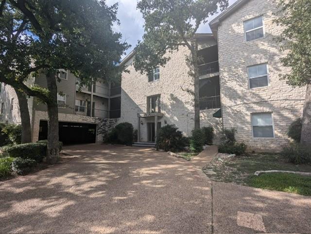 Foto del edificio - 2508 Enfield Rd