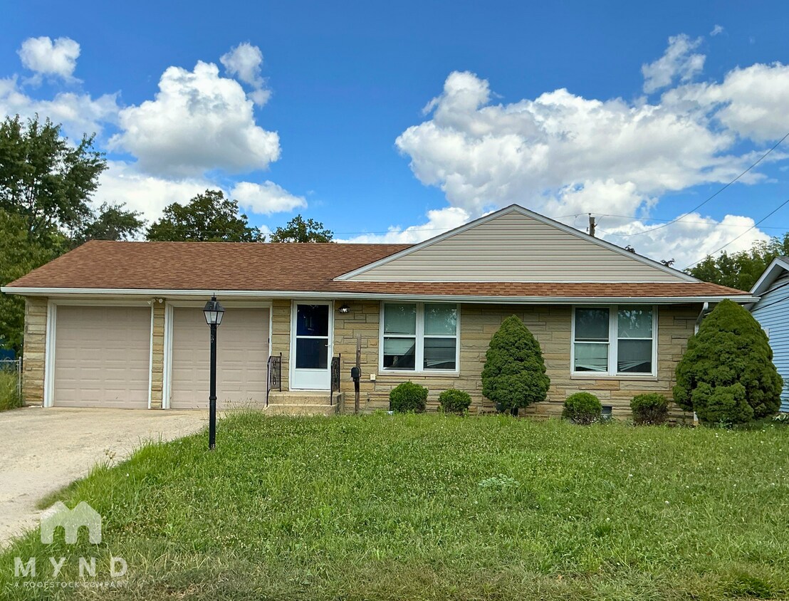 Foto principal - 2574 Vanderberg Ave
