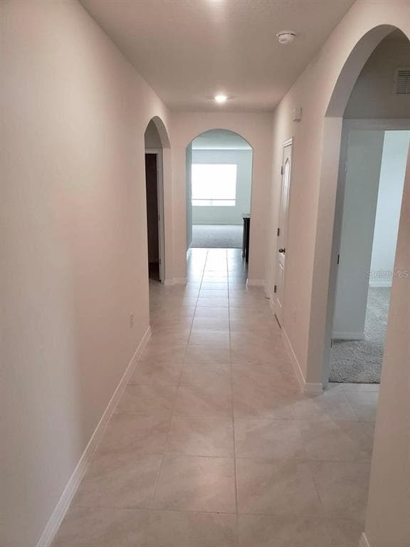 Foto del edificio - 237 Meadowbrook Blvd