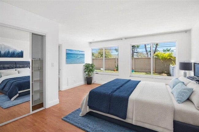 Building Photo - 4021 SW 1st St