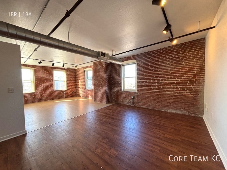 Foto principal - LARGE LOFT in River Market