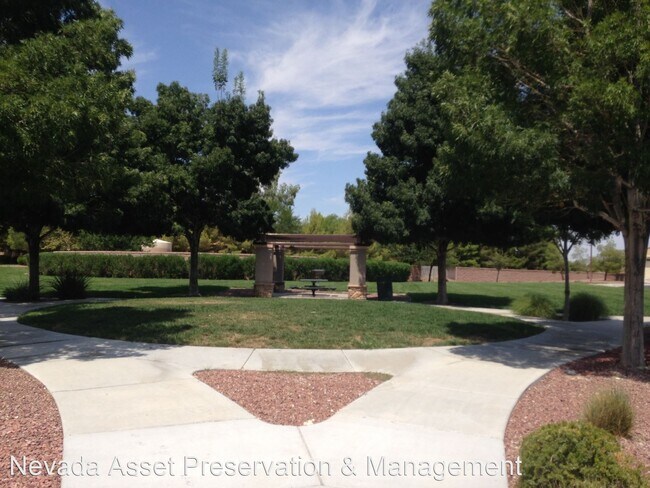 Foto del edificio - 4 br, 3 bath House - 8620 River Ridge