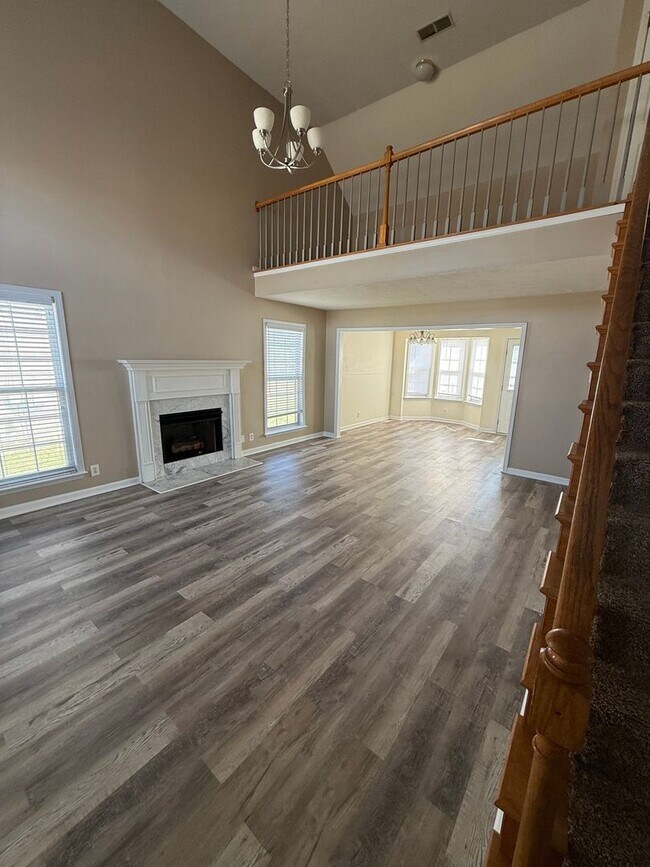 Foto del edificio - Charming 4BR House in Antioch