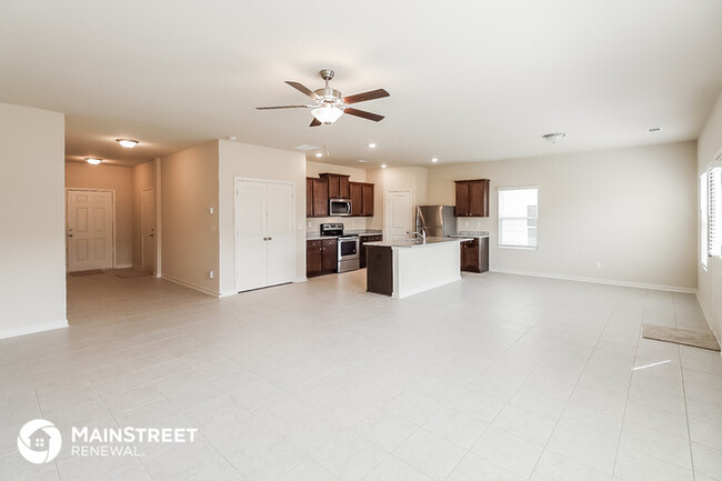 Foto del edificio - Move In Special!