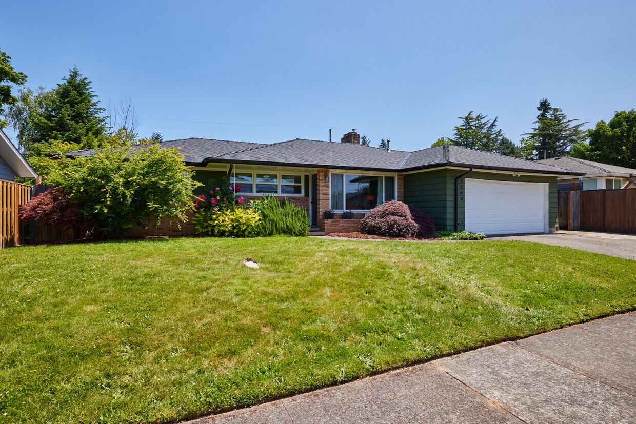 Foto principal - 2260 SE 103rd Dr