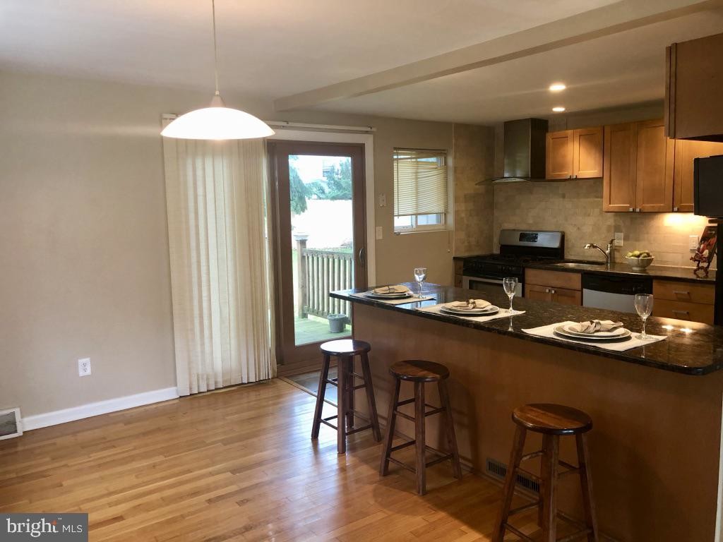 Primary Photo - 603 Bickmore Dr