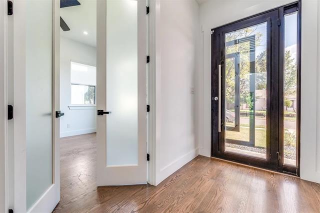 Foto del edificio - 4707 Cowan Ave