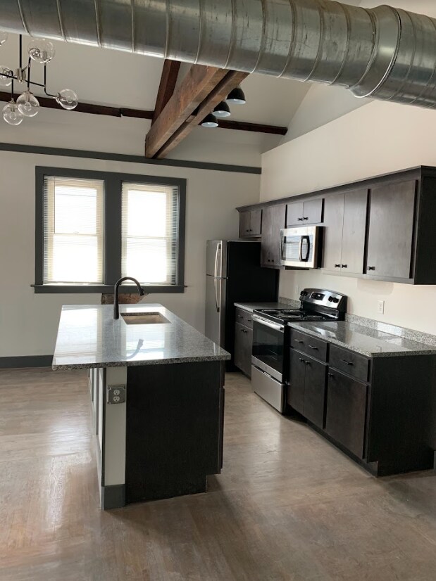 Cocina de la Unidad 4 - 2616 Short Vine St