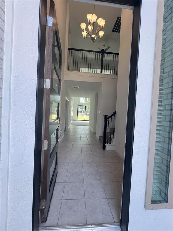 Foto del edificio - 22018 Gateway Arch Dr