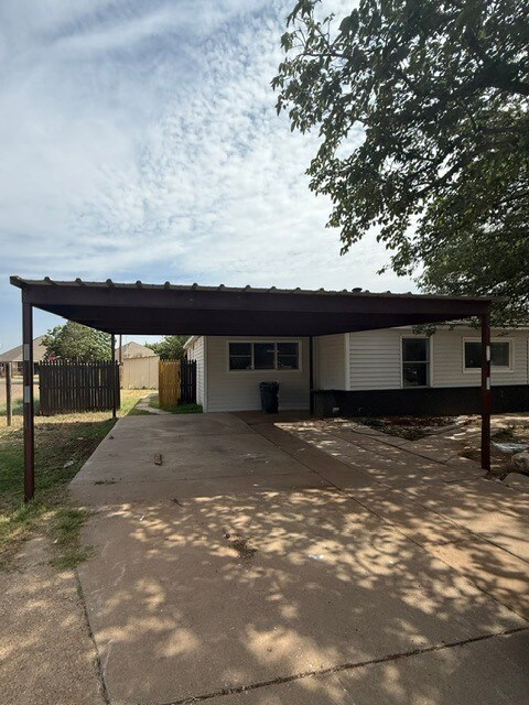 Foto del edificio - 5514 43rd St