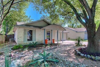 Building Photo - 1705 Krizan Ave