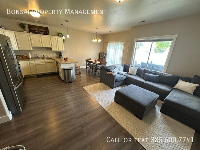 Foto del edificio - 1352 Stone Meadow Dr