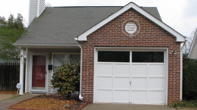 Building Photo - 1954 Brittania Cir