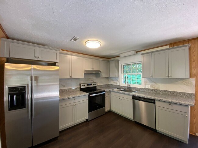 Building Photo - 1341 Waybridge Lane