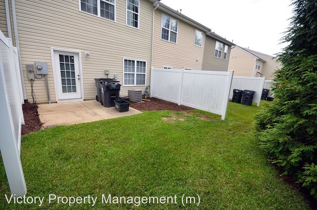 Building Photo - 3 br, 2.5 bath House - 106 Eldon Ln