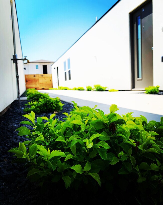 Foto del edificio - 1400 Hibiscus Ave