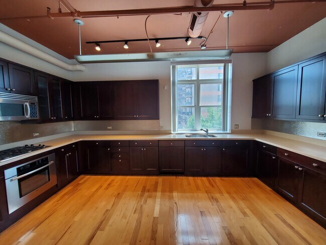 Foto del edificio - 10 S Dunton Ave