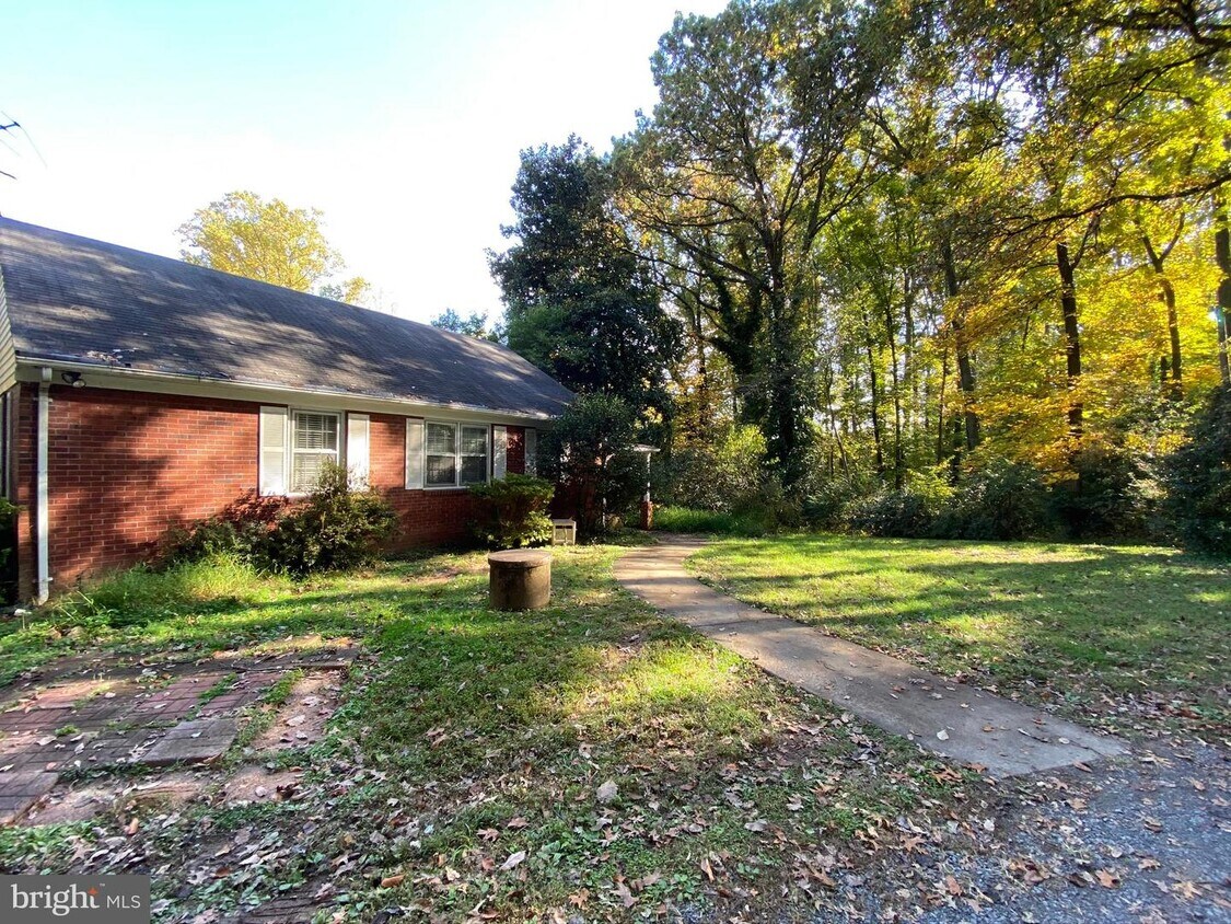 Primary Photo - 4812 Olley Ln