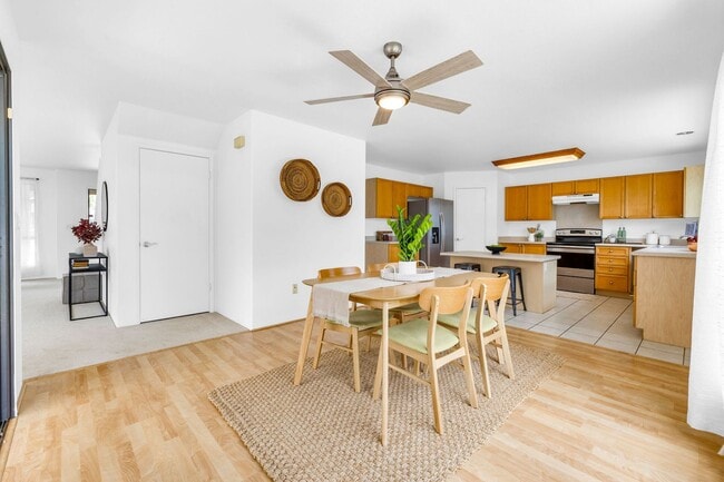 Building Photo - For Rent – [Royal Kunia] 94-522 Meheuheu P...