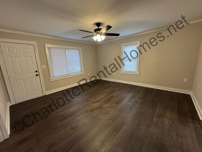 Foto del edificio - 2071 Startown Rd