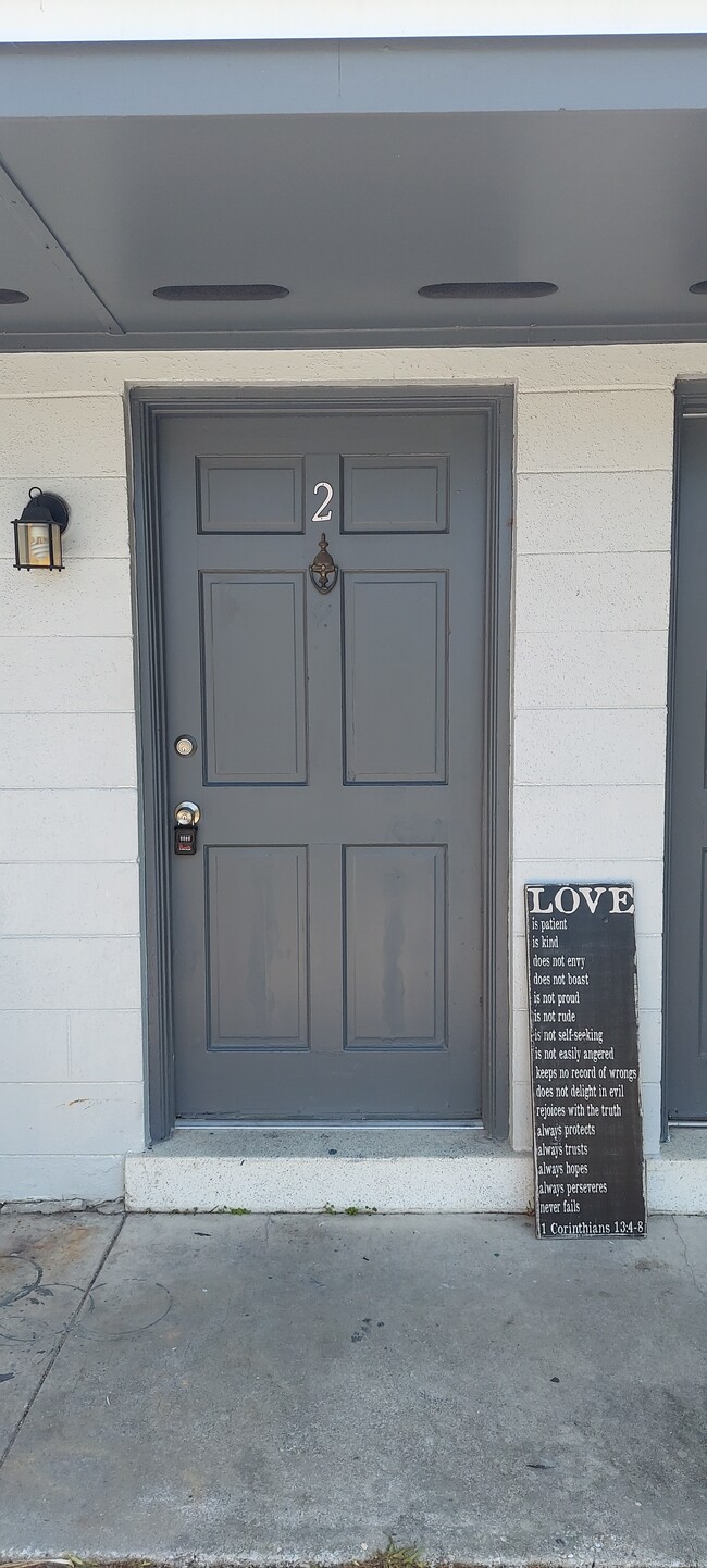 Building Photo - 350 Canaveral Groves Blvd