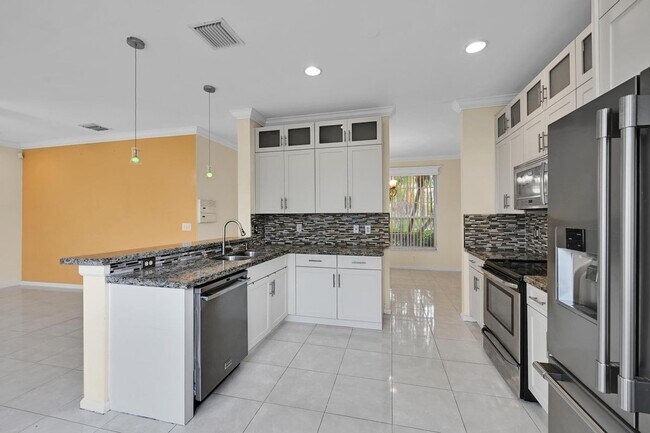 Foto del edificio - 16315 SW 26th St