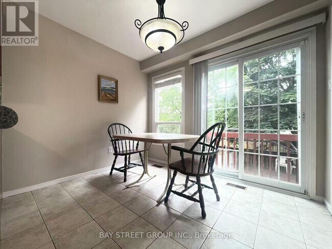 Photo du bâtiment - 5751 Prairie Cir