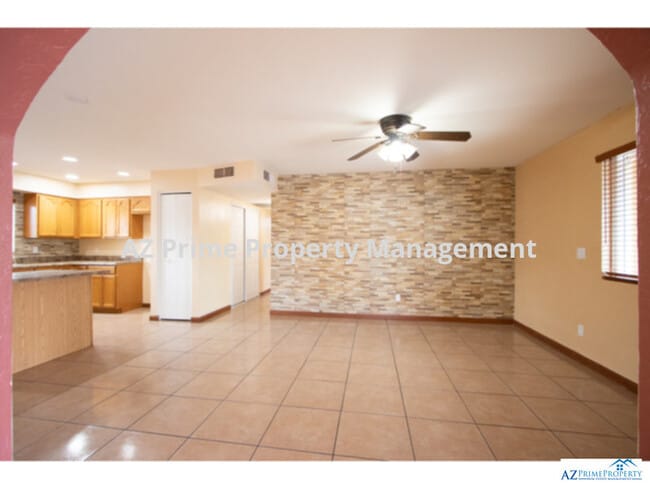 Foto del edificio - 4501 W Mission Ln